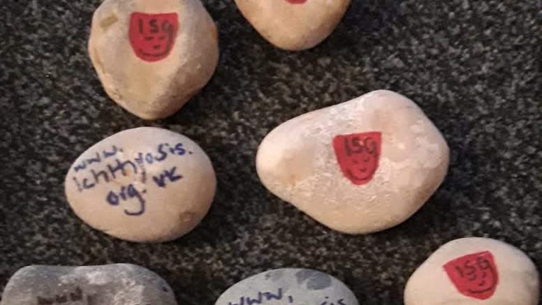 Painting stones